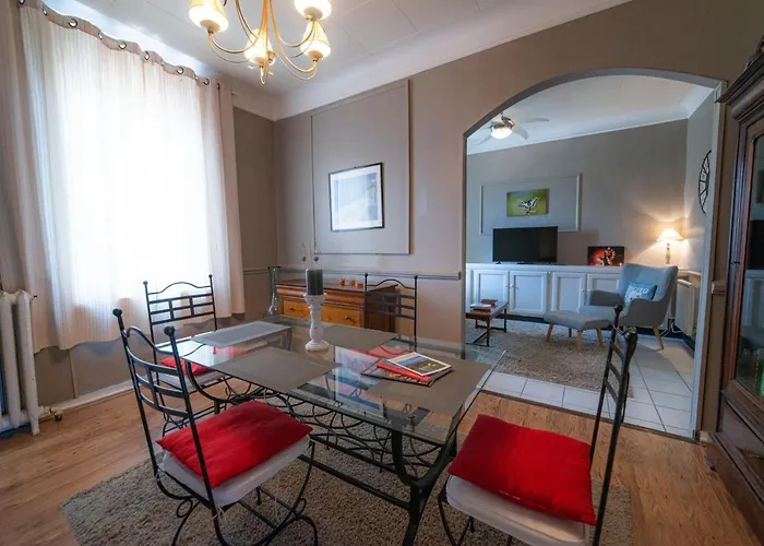 Appartement De 2 Chambres Au 1Er Etage